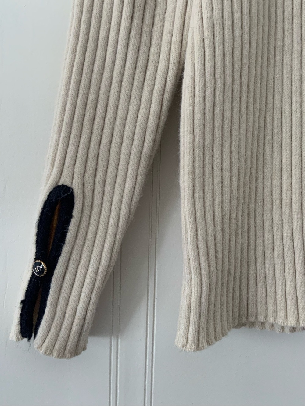 Ralph Lauren Cream Ribbed Crewneck Sweater with Polo Bear Accent and Black Trim - Picture 6 of 6